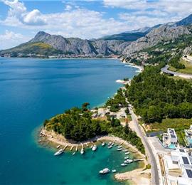 5 bedroom beachfront villa with heated pool near Omis, sleeps 9
